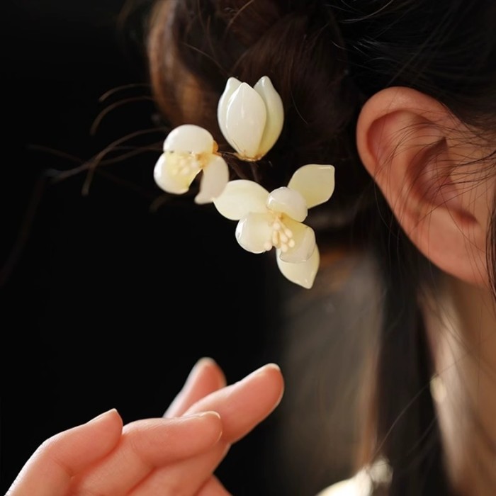 ✨ Vintage Chinese Magnolia Flower Hair Stick Handmade Hairpin for Hanfu Cheongsam Daily Hair Decor 🌸