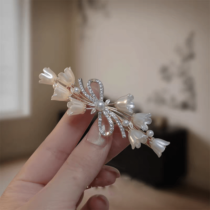 ✨ Light Luxury Lily of the Valley Rhinestone Hair Clip Elegant Alloy Women's Daily Party Wedding Gift 💎