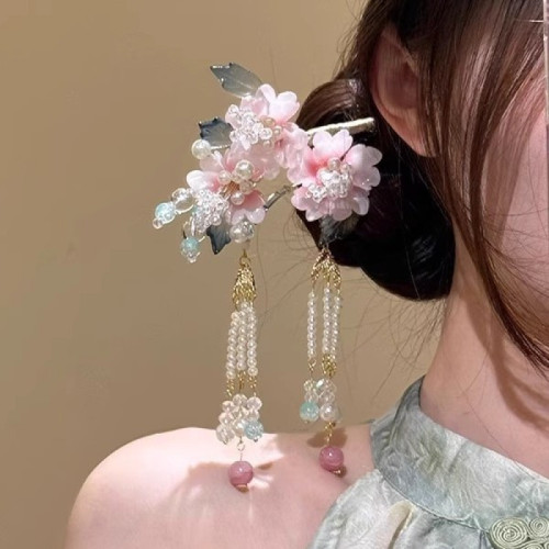 1pc of New Chinese-Style Floral Tassel Hairpin, a Beautiful Accessory Inspired by Ancient Designs
