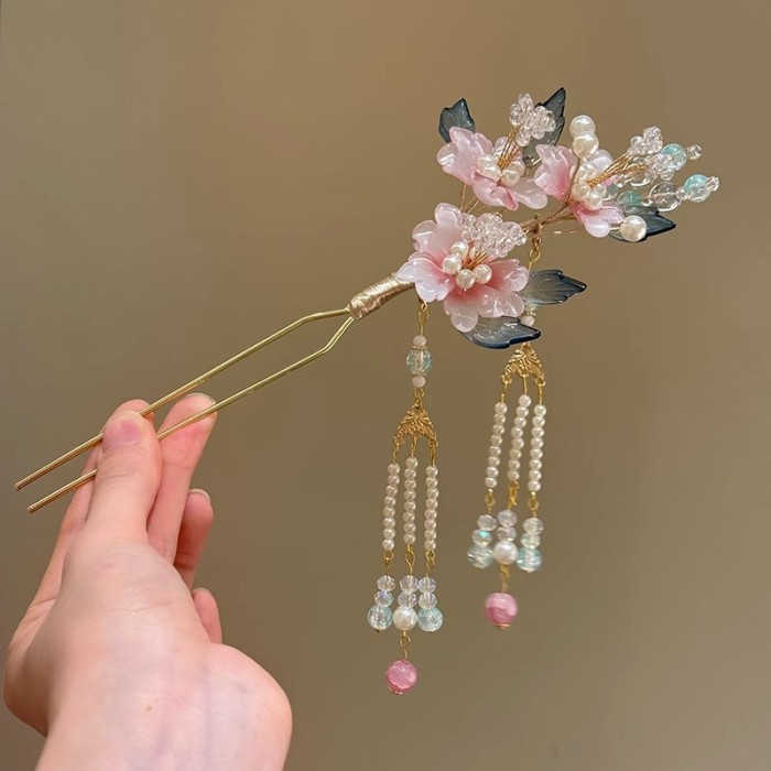 1pc of New Chinese-Style Floral Tassel Hairpin, a Beautiful Accessory Inspired by Ancient Designs