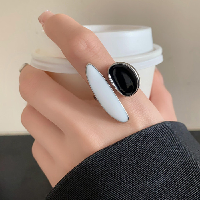 ⚫ Vintage Irregular Oval Open Ring Korean Simple Design Alloy Jewelry For Daily Party Wear