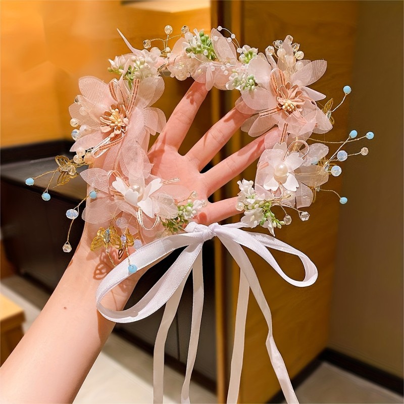 Exquisite and Fashionable Headband with a Charming Floral Crown Design - Sweet Style Featuring a Mix of Colors: , White, and Beige , Green Leaves, and Accents - Perfect for Birthdays, Holidays, and Parties - Suitable for All Seasons