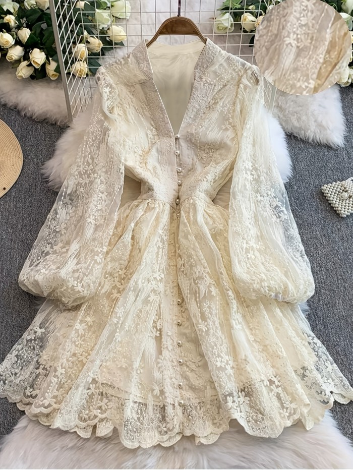 Spring\u002FSummer Sweet Court-Style V-Neck\u002FLantern Sleeve\u002FHeavy Embroidery\u002FVersatile A-Line\u002FElegant Trendy Midi Dress