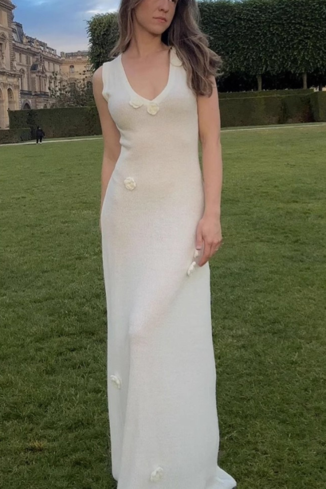 V-neck Suspender 3D Flower Knit Maxi Dress