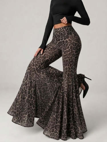 Stylish And Sexy Stretchy Leopard-print Flared Pants