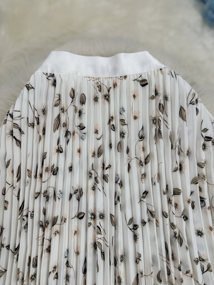Fresh and Delicate Floral Print Pleated High-waist Skirt