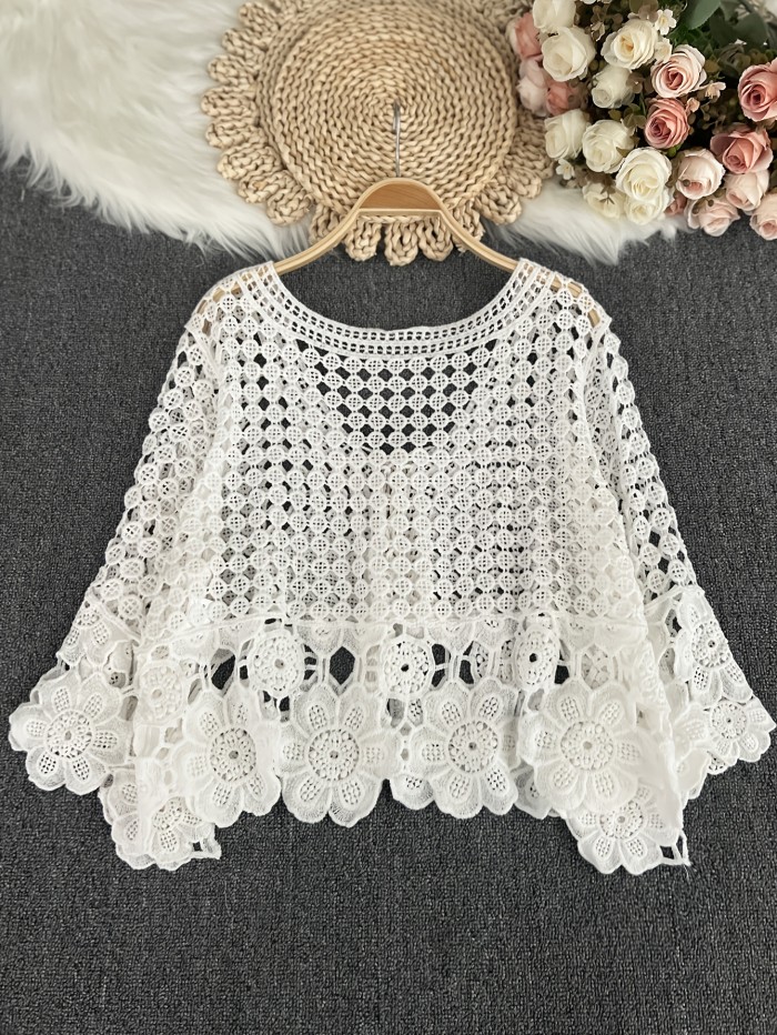 Cut-out top with floral patchwork, irregular hem design, fresh and elegant style, half-open neckline with tie
