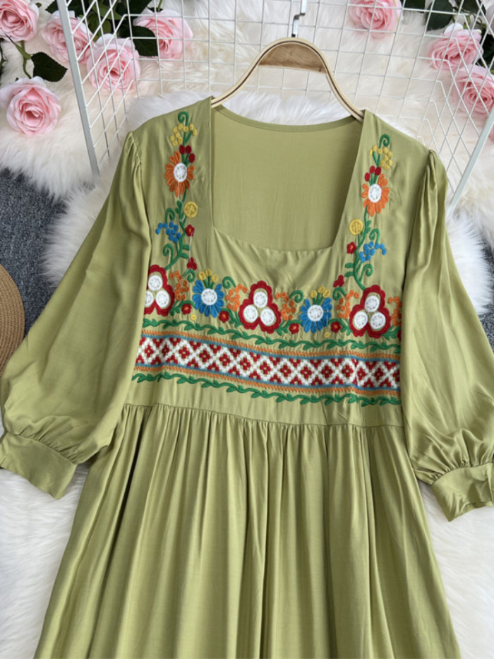 Women's Embroidered Bohemian Solid Color O-Neck Elegant Loose Maxi Dress