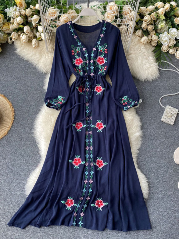 Women's Fashion Retro Ethnic Style Embroidered V-neck Balloon Sleeve  Maxi Dress