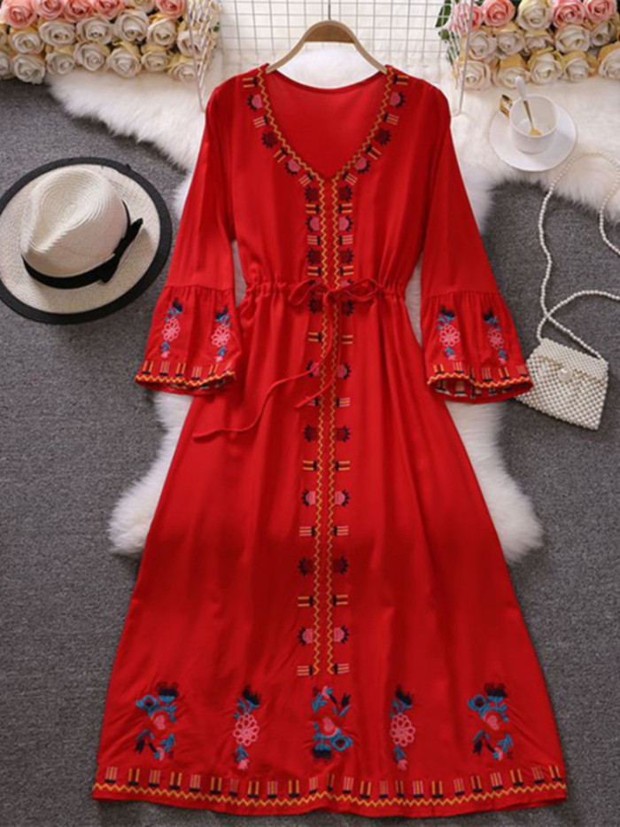Summer Retro Fashion Elegant Embroidered V-neck A-line Holiday Swing Maxi Dress