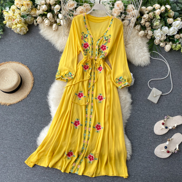 Women's Fashion Retro Ethnic Style Embroidered V-neck Balloon Sleeve  Maxi Dress