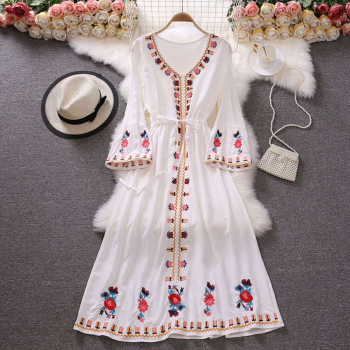 Summer Retro Fashion Elegant Embroidered V-neck A-line Holiday Swing Maxi Dress