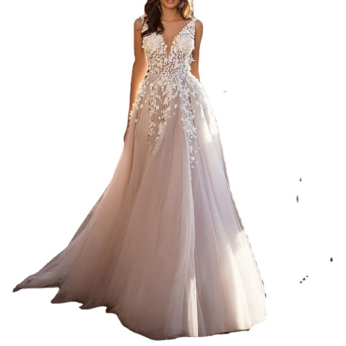 Women's Sexy Lace Sleeveless Deep V Neck Elegant Wedding Dress