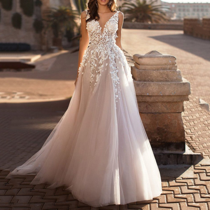 Women's Sexy Lace Sleeveless Deep V Neck Elegant Wedding Dress