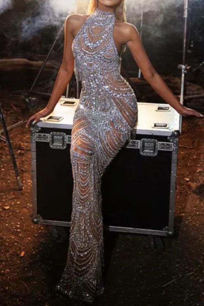 Fashion Ladies Elegant Silver Halter Neck Sparkling Sexy  Wedding Guest Dress