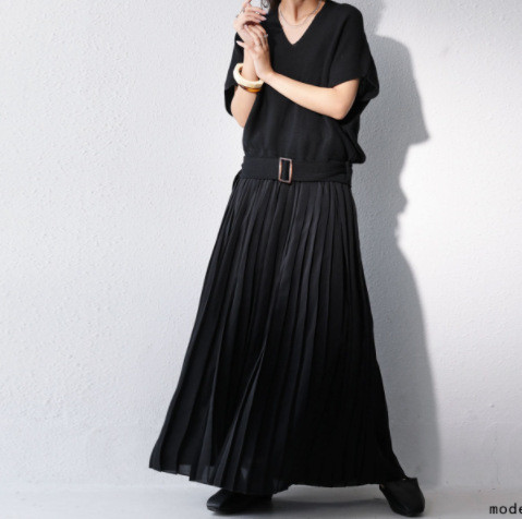 Women's Fashion V-Neck Knitted Pleated Pleated Loose Casual Swing Maxi Dress