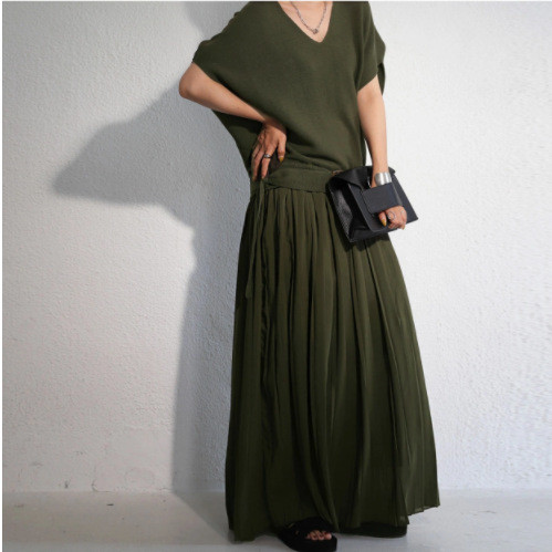 Women's Fashion V-Neck Knitted Pleated Pleated Loose Casual Swing Maxi Dress