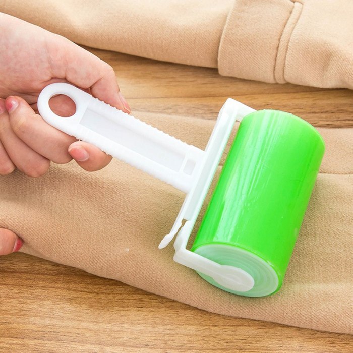 Reusable Lint Remover: Quickly & Easily Remove Pet Hair, Dust & Lint from Clothes & Furniture
