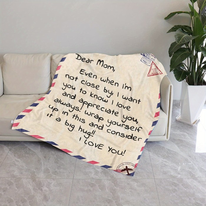 1pc Envelope Blanket For Mom Gift, Soft Flannel Blanket For Birthday Mother's Day From Daughter Son, Mom Valentines Day, Mom Blanket