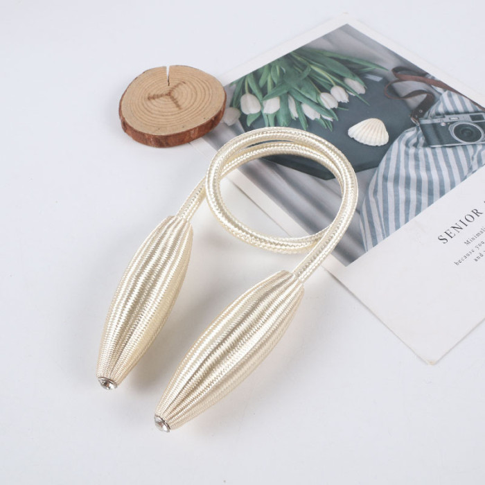 Add a Creative Touch to Your Windows with Twist Curtain Tieback Clips!