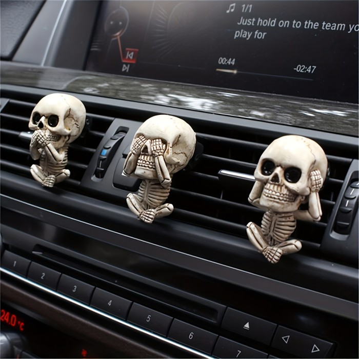3 Pieces\u002Fset, Three Ghost Head Car Interior Decorations, Personality Creative Car Supplies, Lucky Ornaments, Halloween Decoration, Desktop Ornaments Decoration, Home Ornaments,For Home Office Room Decor Birthday Halloween ,Indoor Home Decor