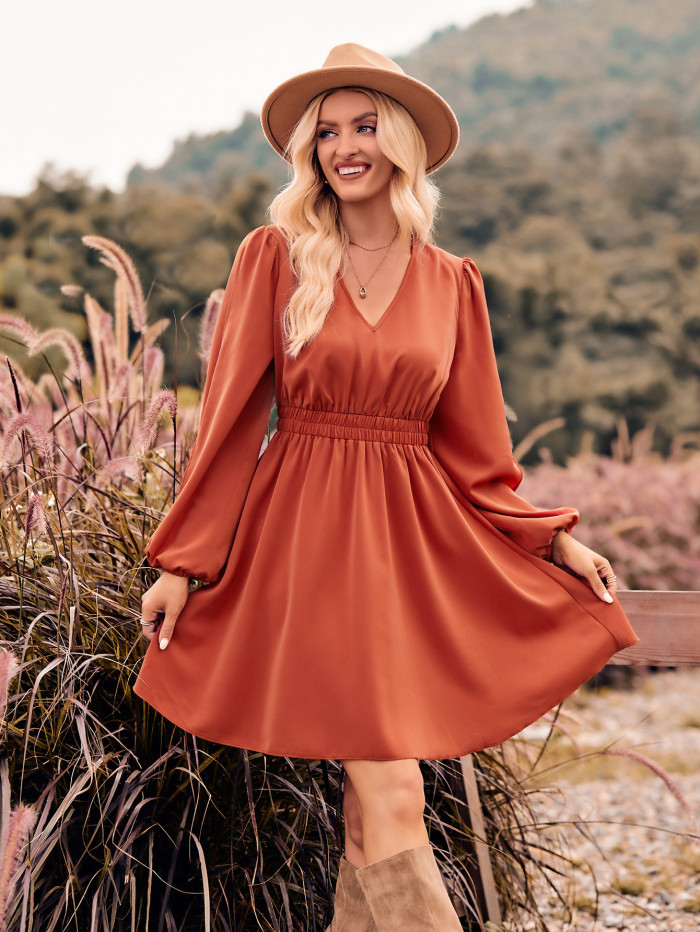 V-neck Long Sleeves Solid Color Fashion Casual Dress