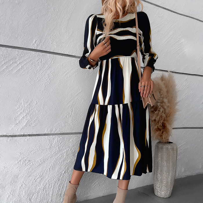 Women's Casual Round Neck Three Quarter Sleeve Midi Dress