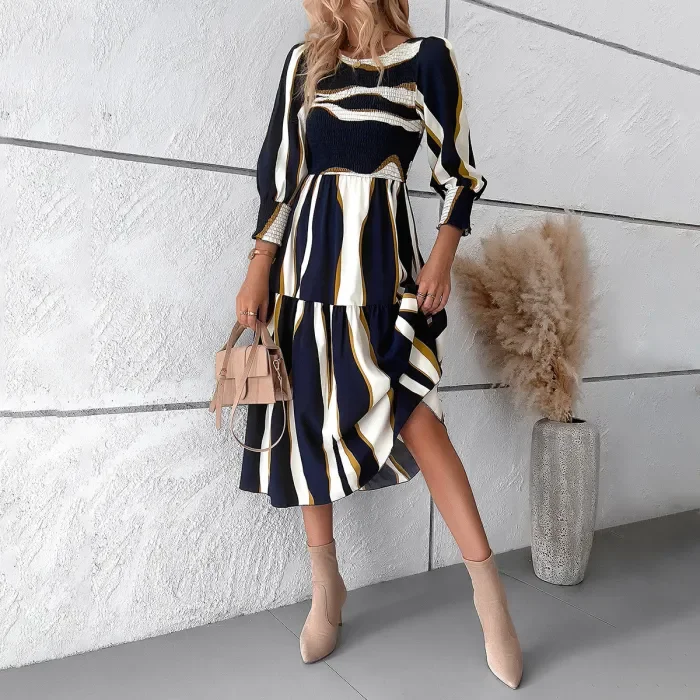 Women's Casual Round Neck Three Quarter Sleeve Midi Dress