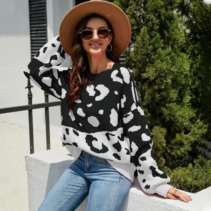 Fashionable Women's Christmas Leopard Print Knitted Pullover Sweater