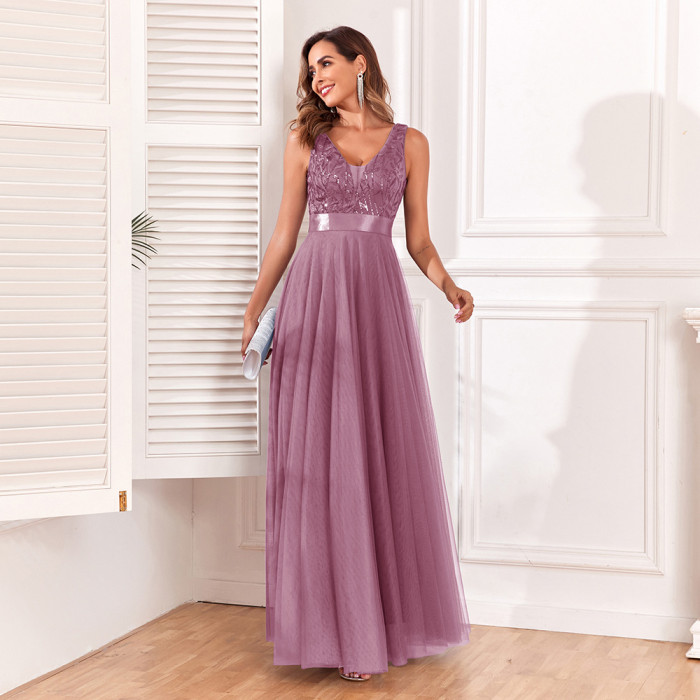 New Sleeveless V-neck Tulle Embroidered Long Elegant Party Dress