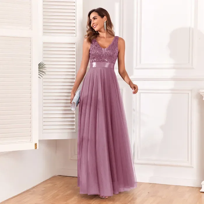 New Sleeveless V-neck Tulle Embroidered Long Elegant Party Dress