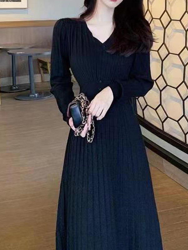 A-Line High Waisted Pleated Solid Color V-Neck Midi Dresses Sweater Dresses