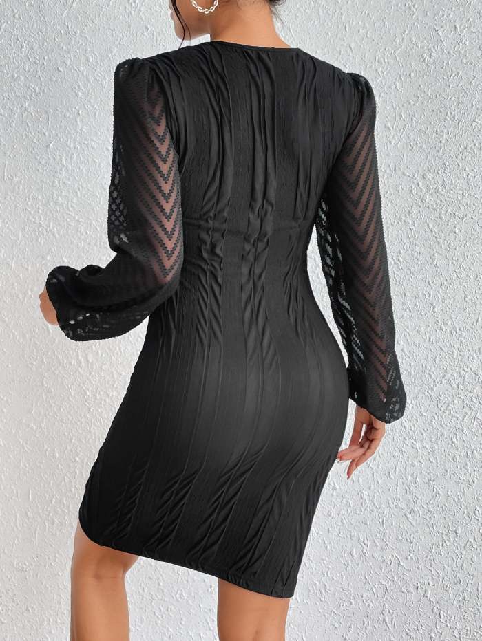 Black lace lantern sleeve slim dress