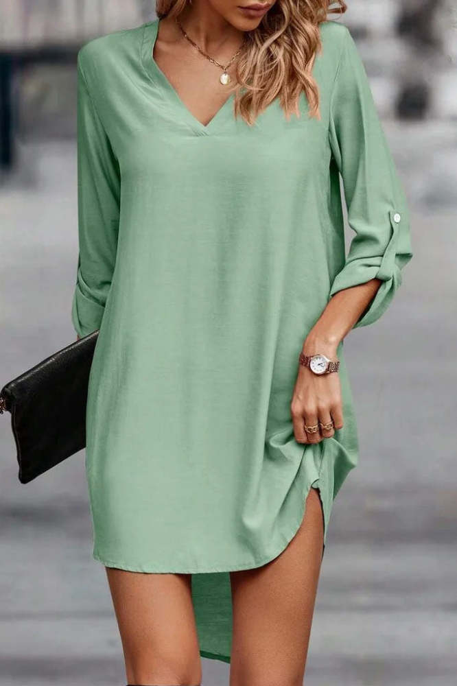 Long-sleeved V-neck chiffon light green dress