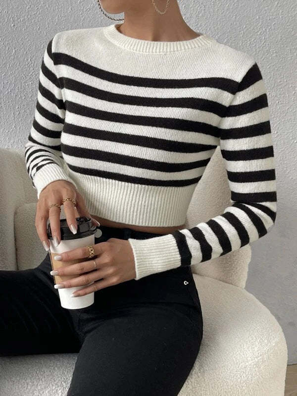 Striped cropped slim fit knit top