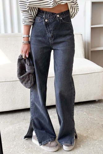 Asymmetric High-waisted Split Straight-leg Jeans