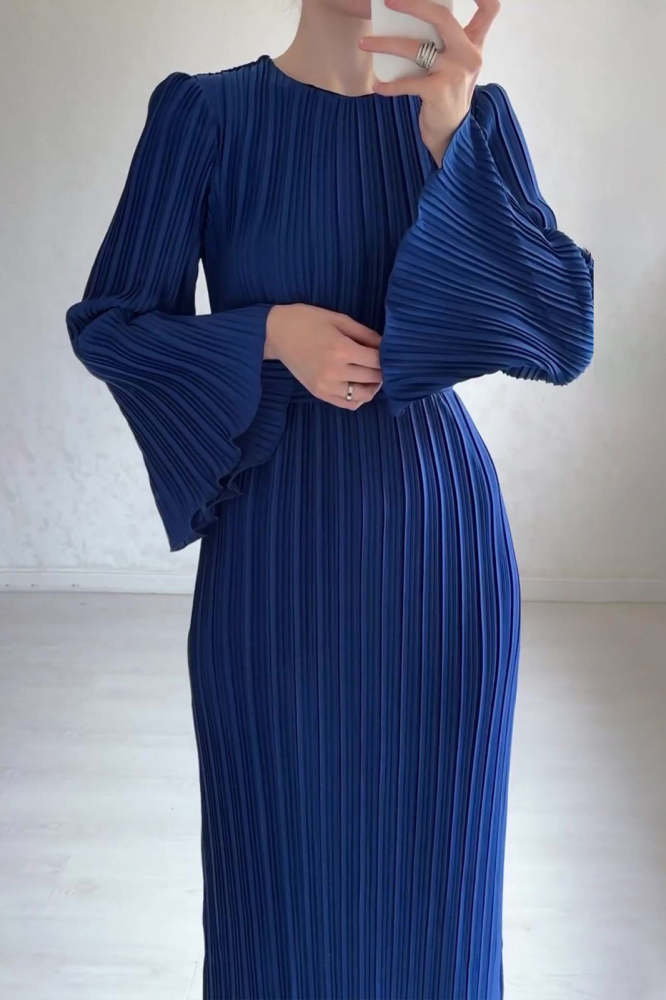 Elegant Pleated Trumpet Sleeve Midi Dress