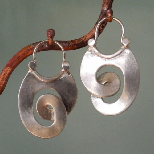 Vintage Spiral Pendant Hoop Earrings Minimalist Style Silver Plated Hoop Earrings Jewelry For Women, Exquisite Bohemian Vintage Style Ear Jewelry