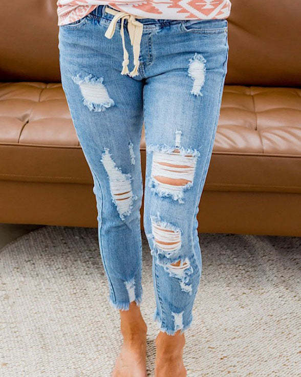 Elastic Waist With Drawstring Distressed Denim Capri Pants