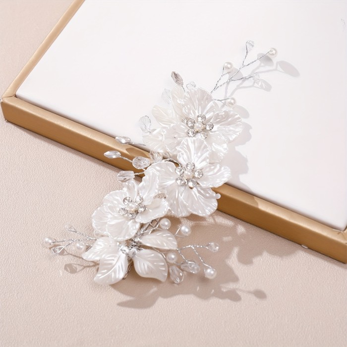 1pc White Petal Handmade Faux Pearl Hair Retractable Hair Clips, Bridal Wedding Headdress Ladies Faux Pearl Rhinestone Hair Clips For Wedding Dinner Party Party, Birthday Holiday Gift For Girlfriend Wife Mother