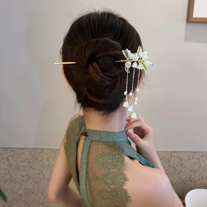 Elegant Traditional Chinese Style Hairpin, 1pc, Faux Pearl Lily Flower Tassel, High-End Charm, Bun Holder Hair Stick, Cheongsam Accessory, Vintage Ethnic Hair Jewelry