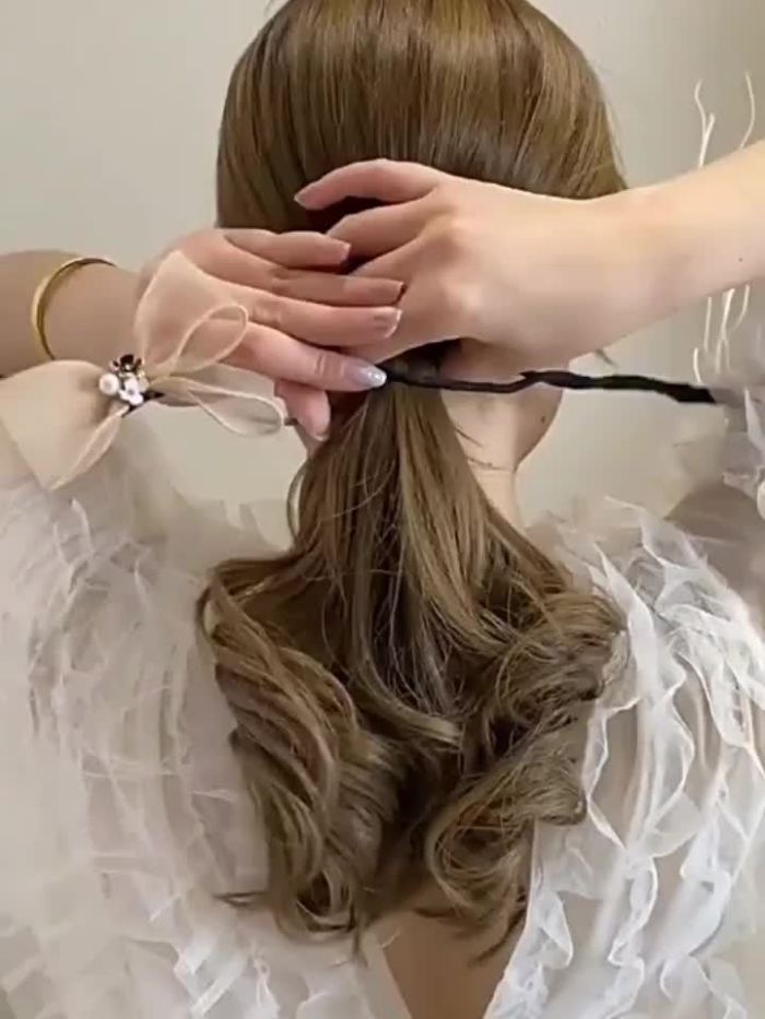 1pc Elegant Tulle Bow Hair Bun Maker With Flower Faux Pearl Accents - Sweet Elegance Hair Accessory For Women, Mesh Organza Hairpiece, Sophisticated Updo Decor