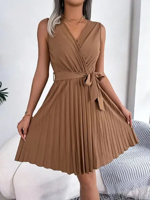 Women's Casual V-Neck Sleeveless Versatile Pleated Summer Dress