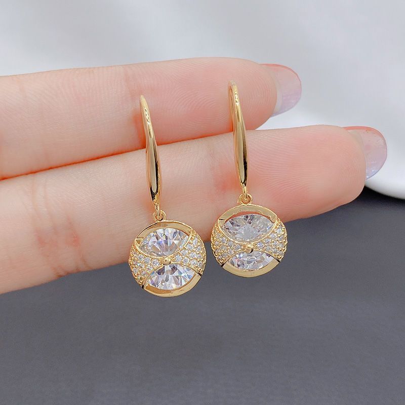 Glamorous Round Earrings - Perfect for Parties, Weddings, Banquets & Birthdays!