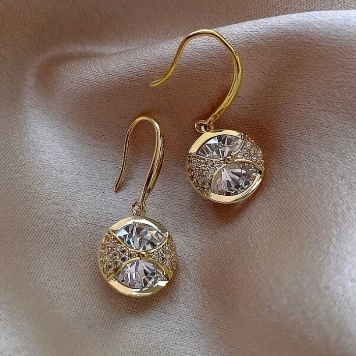 Glamorous Round Earrings - Perfect for Parties, Weddings, Banquets & Birthdays!