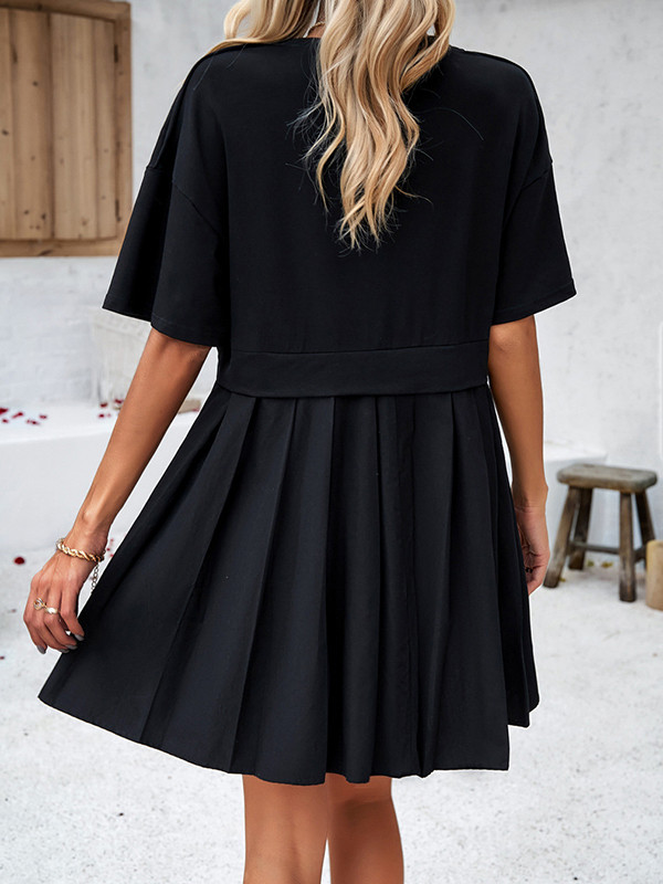 A-Line Half Sleeves Contrast Color Pleated Split-Joint Round-Neck Mini Dresses