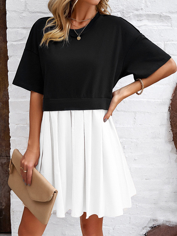 A-Line Half Sleeves Contrast Color Pleated Split-Joint Round-Neck Mini Dresses