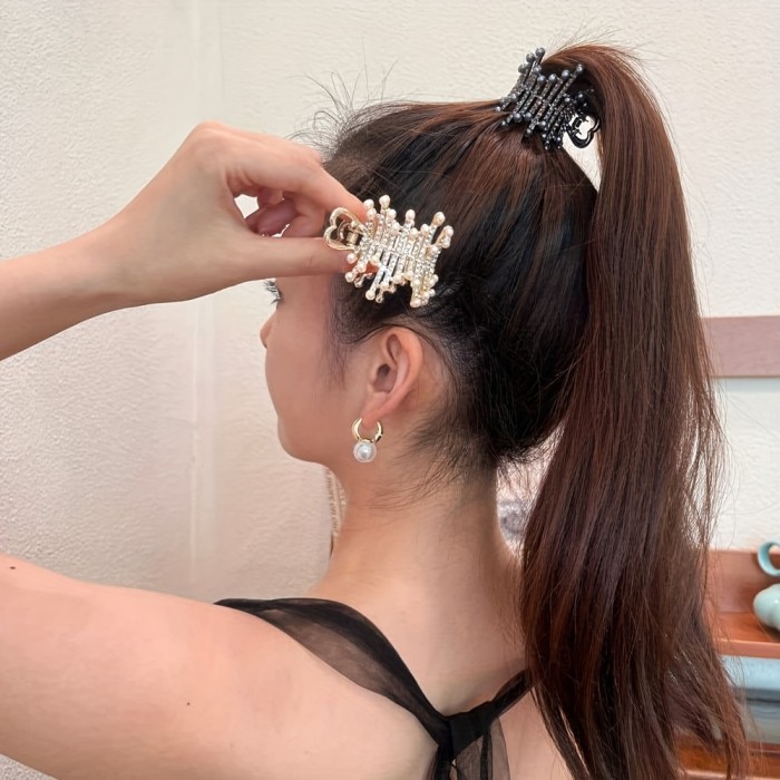 2PCS Y2K Style Alloy Claw Clips with Rhinestone and Imitation Pearls, Oval Shaped Barrettes with Color Matching Design, Elegant Ponytail Holders, Trendy Hair Accessories for Teens and Adults, Birthday Festive Gift Set