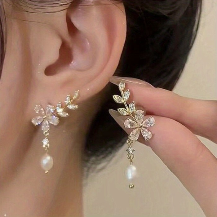 Zircon Flower & Faux Pearl Decor Earrings Vintage Elegant Earrings Fashion Party Or Everyday Wear