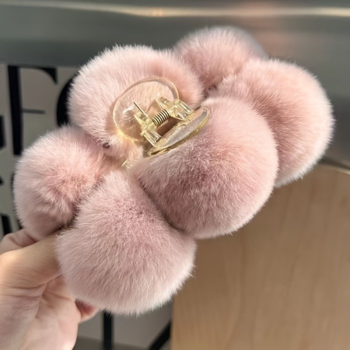 Fluffy Plush Hair Claw Clips Large Non-Slip Elegant Hair Claw Clip Hairball For   Woman Thick Long Hairs